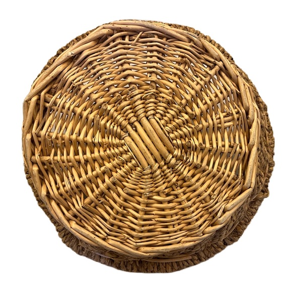 Wooden woven basket - Picture 6 of 11